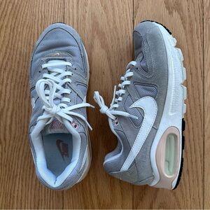 Nike Air Max women’s shoes 8 grey soft pink